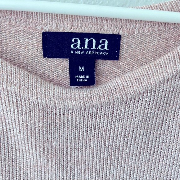 Ana Blouse - Picture 2 of 4